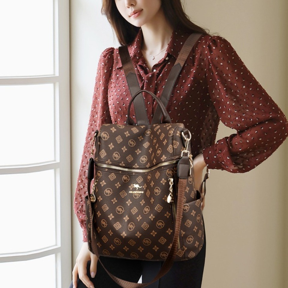 Genuine Brand Women's Soft Lea - Embroidery Logo recensione e prezzo