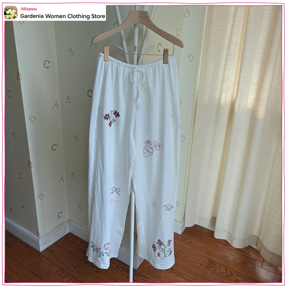 Stylish Embroidered Pant Sets  - Embroidery Class recensione e prezzo