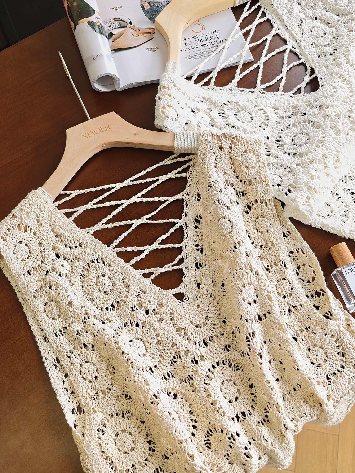 Women's Crochet Lace Tank Top  - Embroidery Artwork recensione e prezzo