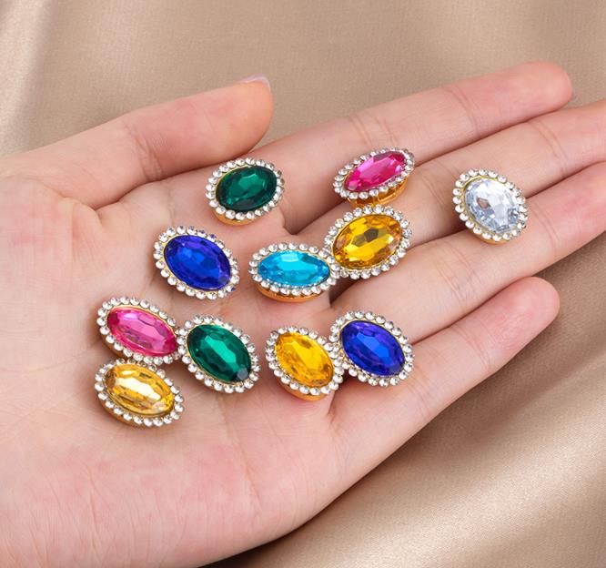 30pcs 14x18mm Colored Acrylic  - Embroidery Artwork recensione e prezzo