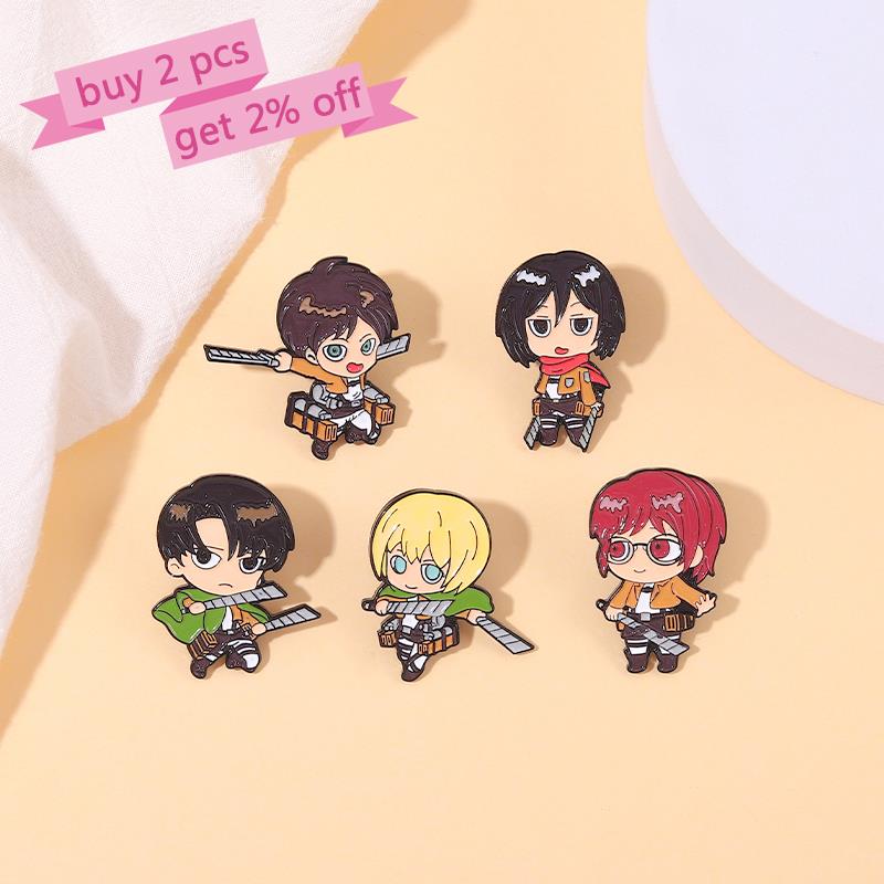 Attack on Titan Chibi Enamel P - Embroidery Logo recensione e prezzo