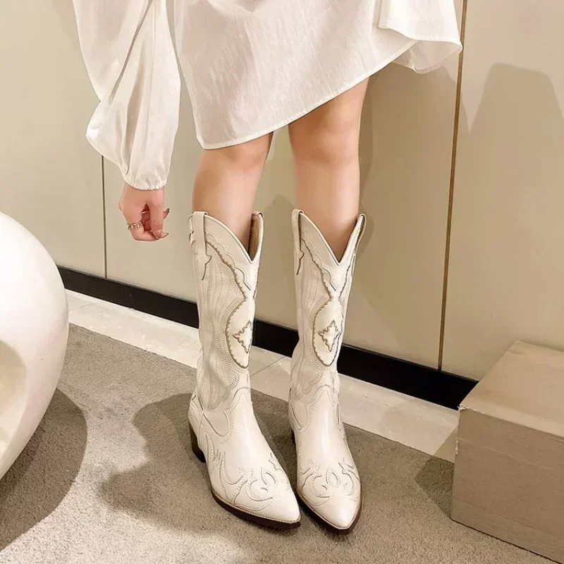 Vintage Square Head Thick Heel - Embroidery Web recensione e prezzo